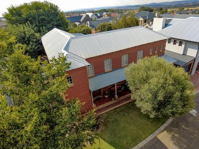 House For Sale in Heritage Hill, Pretoria