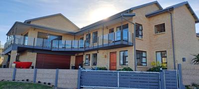 House For Sale in Jongensfontein, Stilbaai